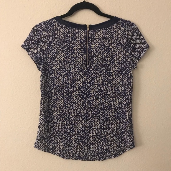 *** Ann Taylor Blouse - Picture 2 of 3